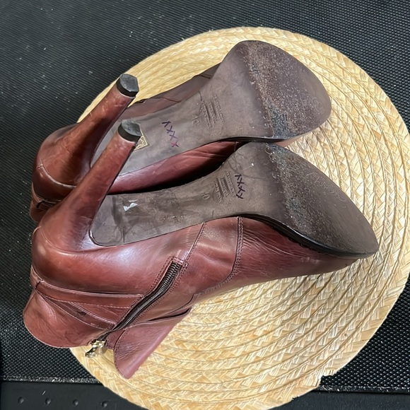 Pedro Miralles 1959 Leather Disstress Color Tone Burgundy Ankle Booties Size 40 - Picture 13 of 15